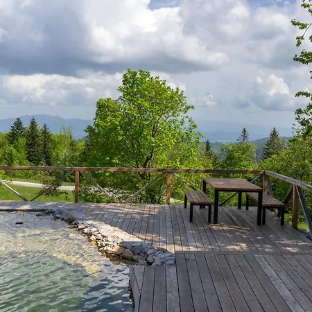 Glamping Zarja, Vipava Valley