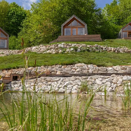 Bed & Breakfast Glamping Zarja, Vipava Valley