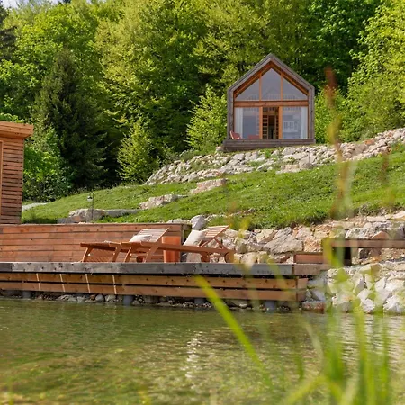 Bed & Breakfast Glamping Zarja, Vipava Valley Zoll