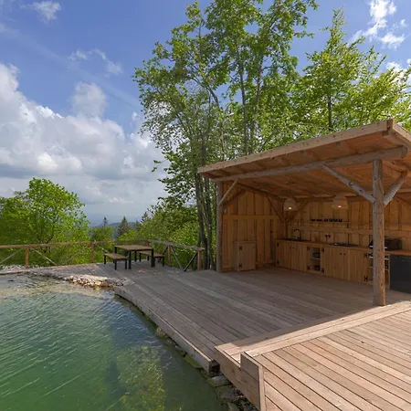 Nocleg ze śniadaniem Glamping Zarja, Vipava Valley 3*