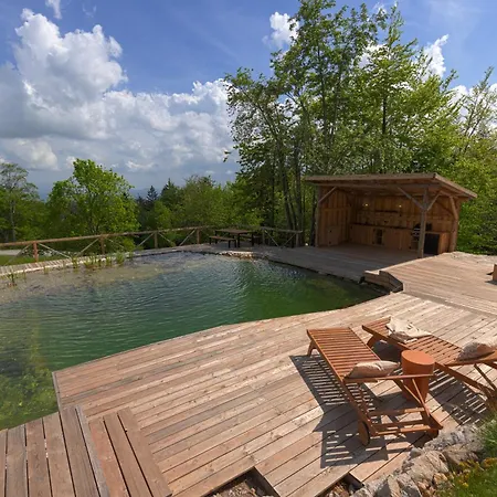 Campo de lujo Glamping Zarja, Vipava Valley 3*
