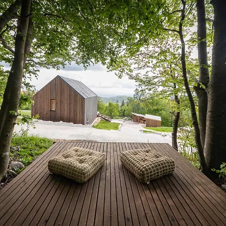 Glamping Zarja, Vipava Valley ベッド・アンド・ブレックファスト