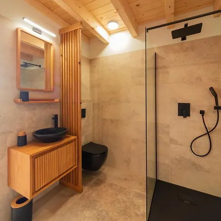 Campo de lujo Glamping Zarja, Vipava Valley