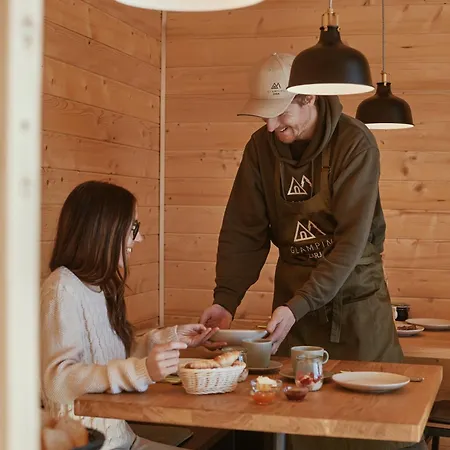Campo de lujo Glamping Zarja, Vipava Valley Zoll