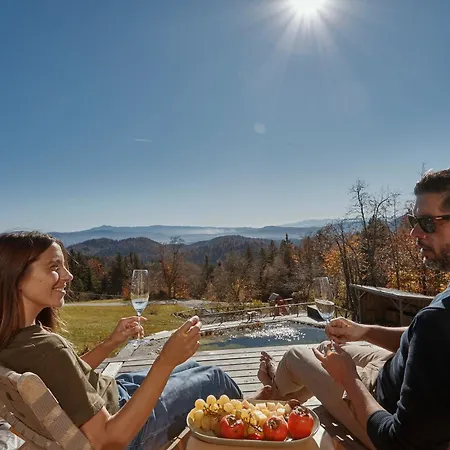 Campo de lujo Glamping Zarja, Vipava Valley