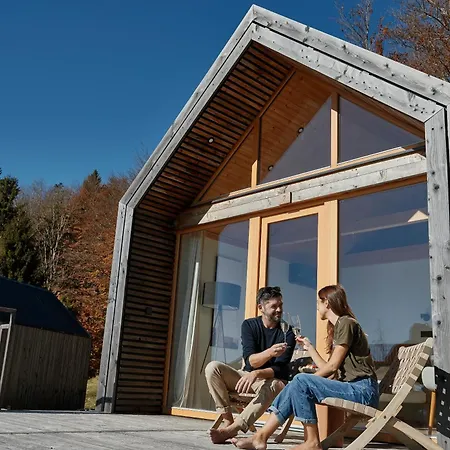 Glamping Zarja, Vipava Valley Campo de lujo Zoll