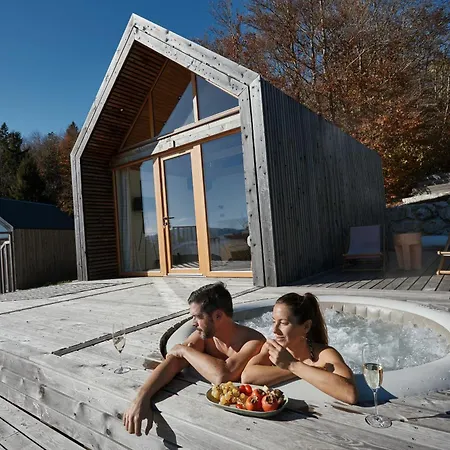 Campo de lujo Glamping Zarja, Vipava Valley