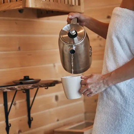 Glamping Zarja, Vipava Valley Campo de lujo