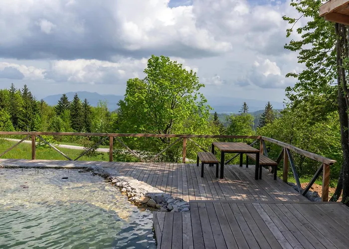 Glamping Zarja, Vipava Valley