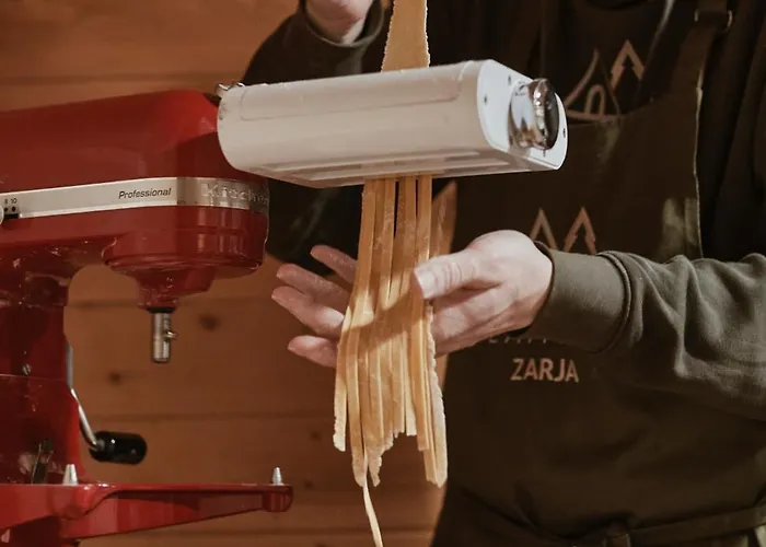 Glamping Zarja, Vipava Valley 3*