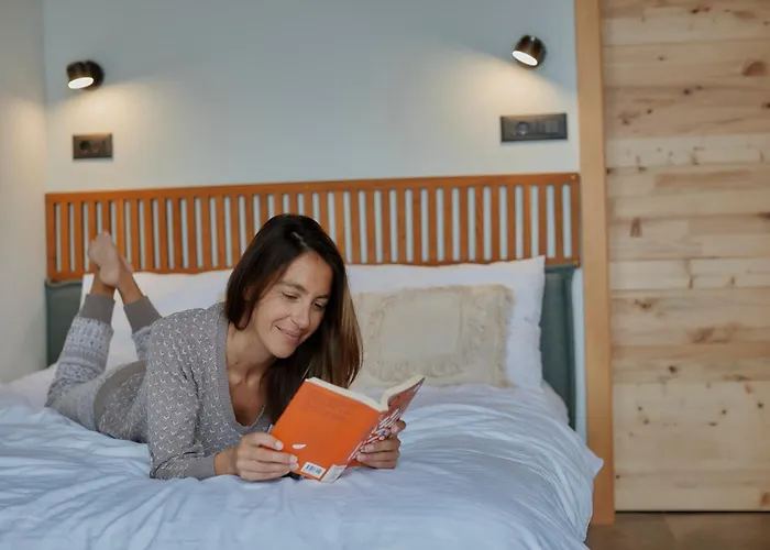 Glamping Zarja, Vipava Valley Oda ve Kahvaltı 3*